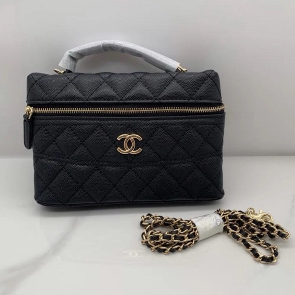 Chanel VIP Bag - Picture 2 of 9